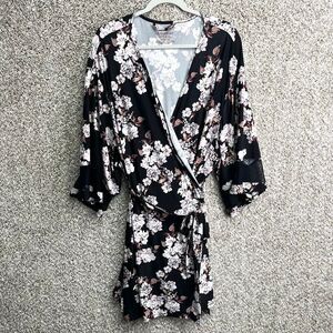 Catherines Robe Women’s 5X (34/36W) Black and Pink Floral Print Plus Size